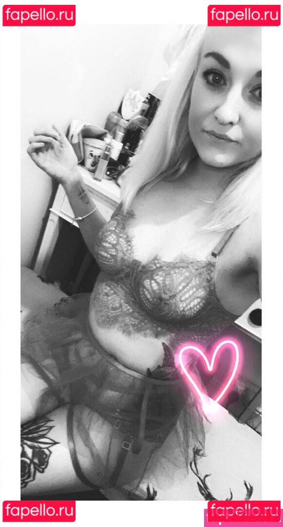 Arabella Sparkle Nude Onlyfans Photo 19