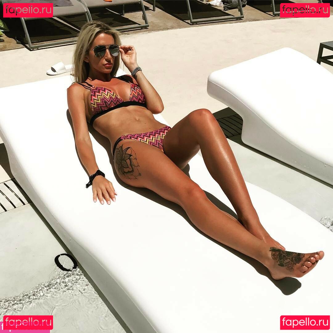 Chloe Gibbs Nude Onlyfans Photo 16