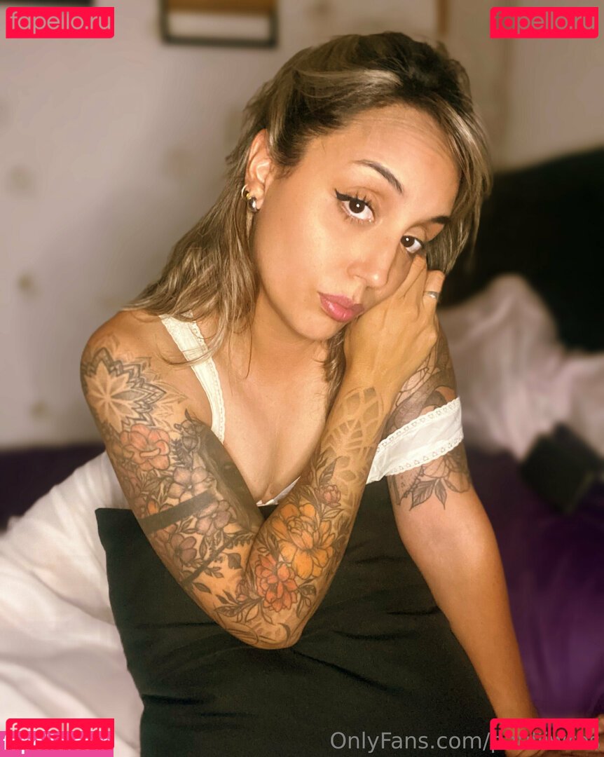pauliiwres Nude Onlyfans Photo 10