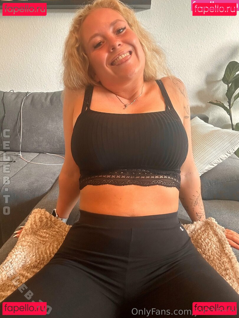 just18mel Nude Onlyfans Photo 29