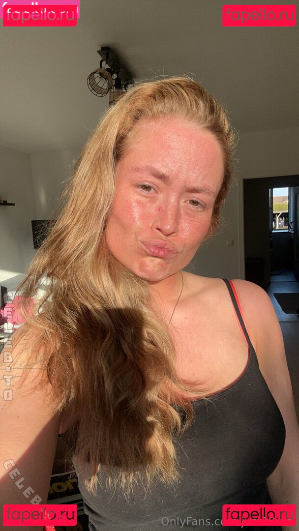 just18mel Nude Onlyfans Photo 23