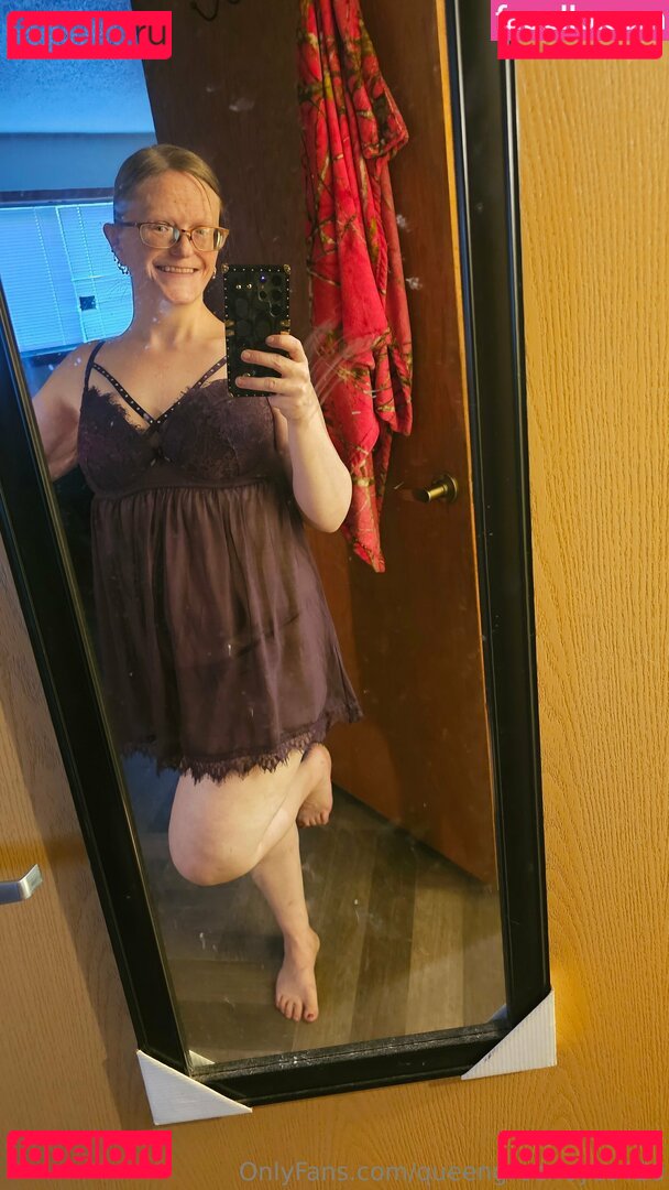 queengreeneyes420 Nude Onlyfans Photo 10