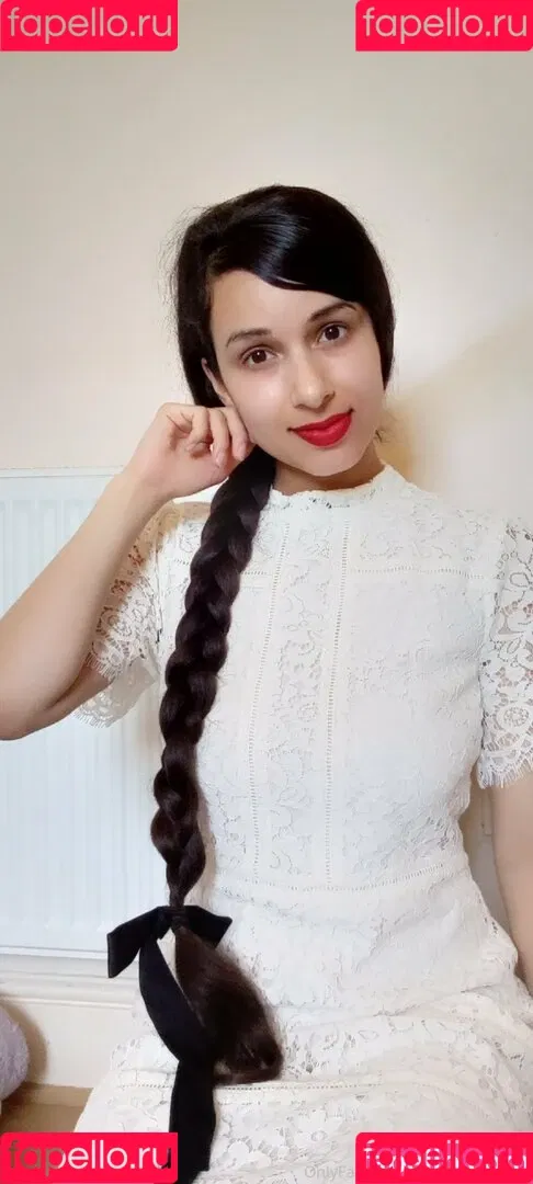 Mirabella Estella Onlyfans Photo Gallery 