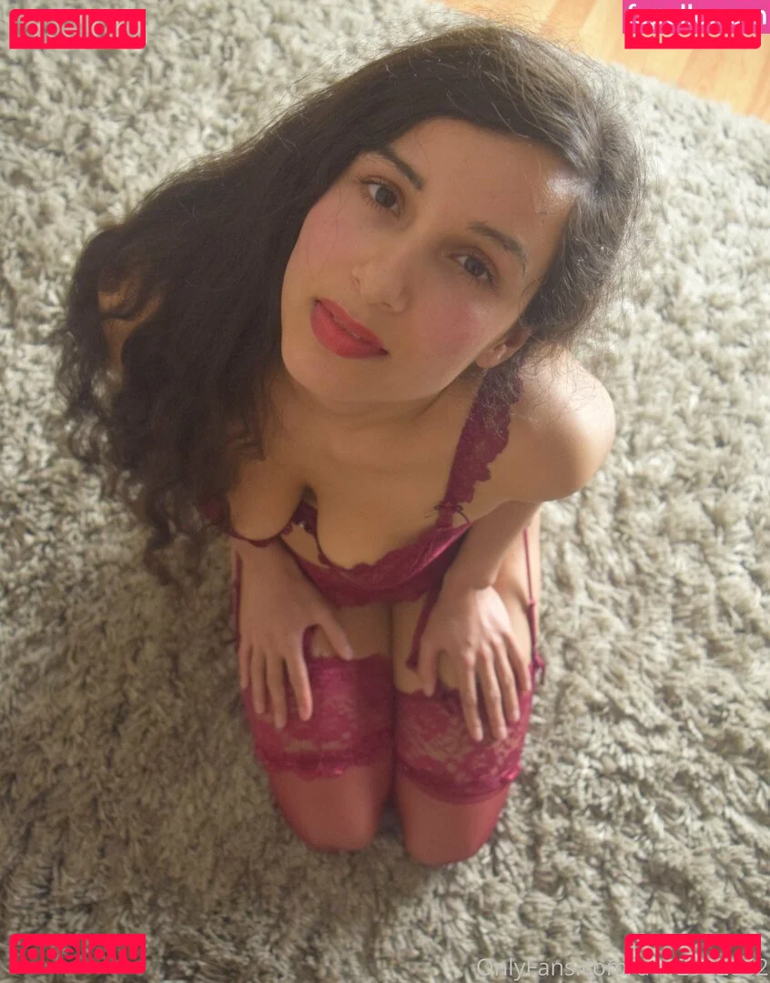 Mirabella Estella Onlyfans Photo Gallery 