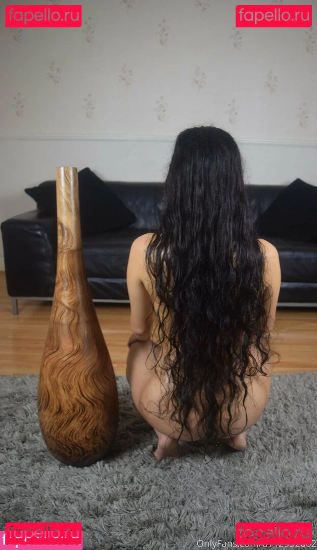 Mirabella Estella Onlyfans Photo Gallery 