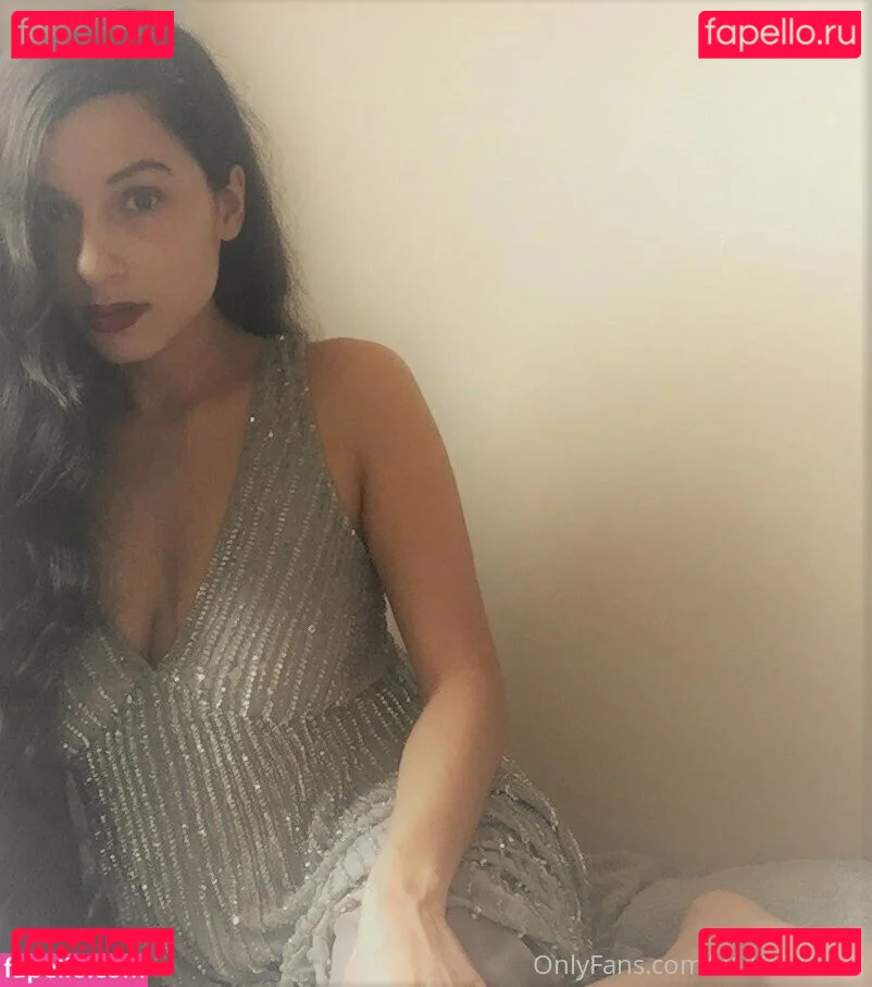 Mirabella Estella Onlyfans Photo Gallery 