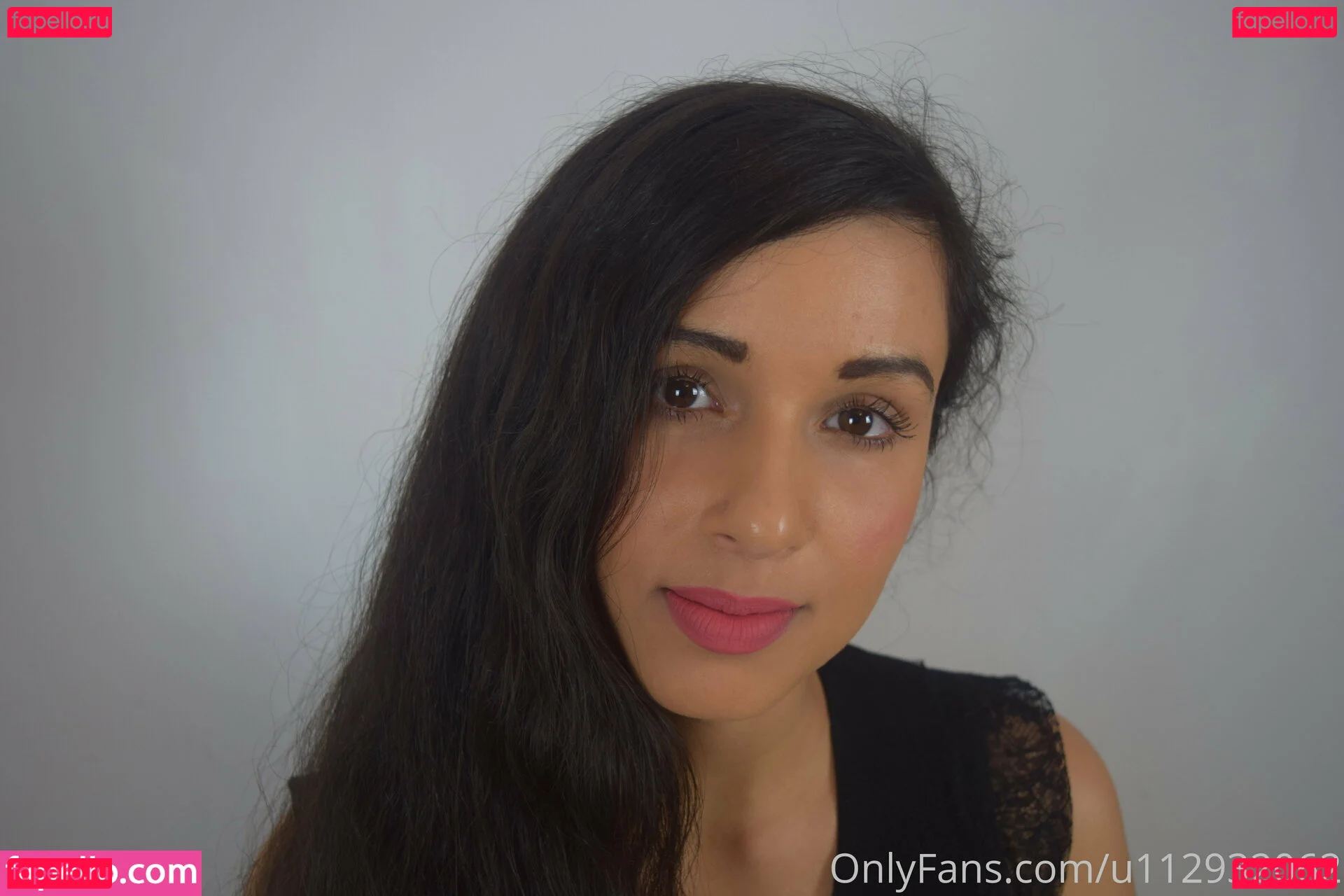 Mirabella Estella Onlyfans Photo Gallery 