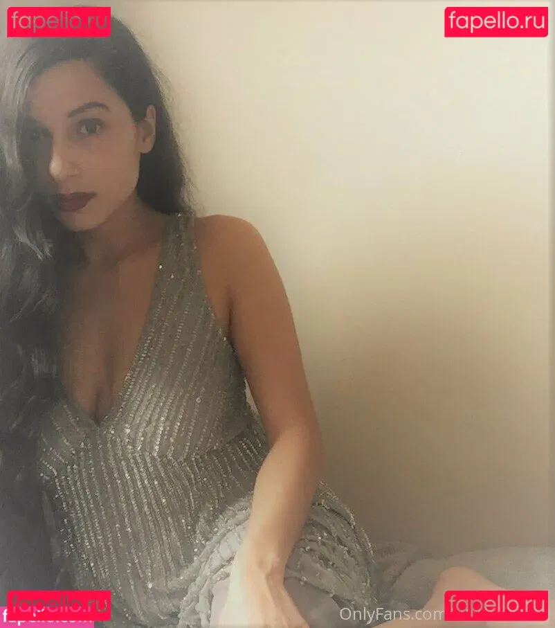 Mirabella Estella Onlyfans Photo Gallery 