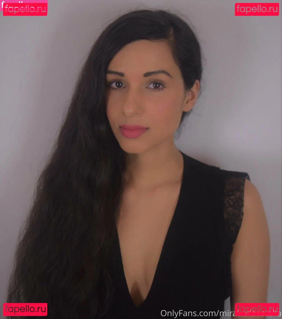 Mirabella Estella Onlyfans Photo Gallery 