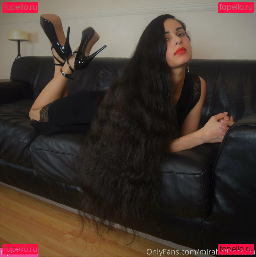 Mirabella Estella Onlyfans Photo Gallery 