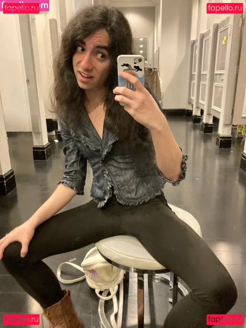 Orcastraw Onlyfans Photo Gallery 