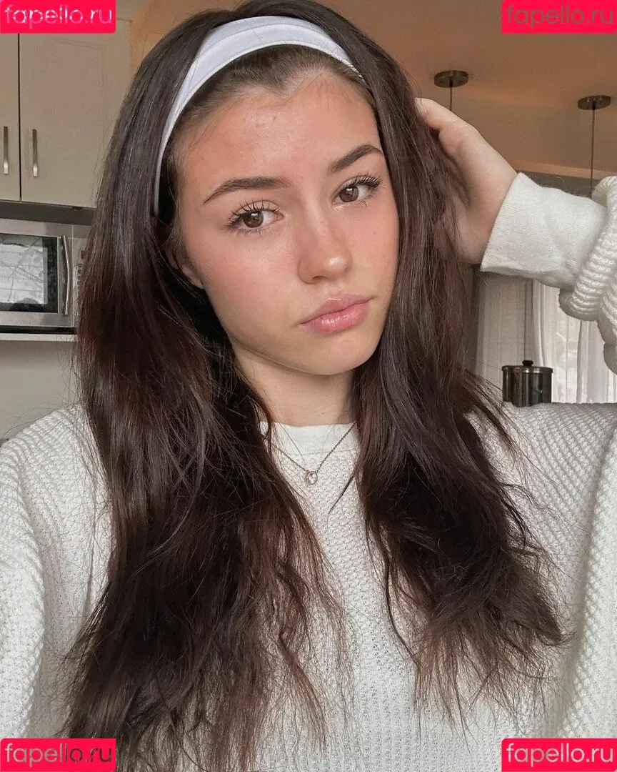 Ava Rose Beaune Onlyfans Photo Gallery 