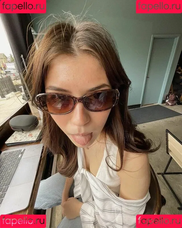 Ava Rose Beaune Onlyfans Photo Gallery 