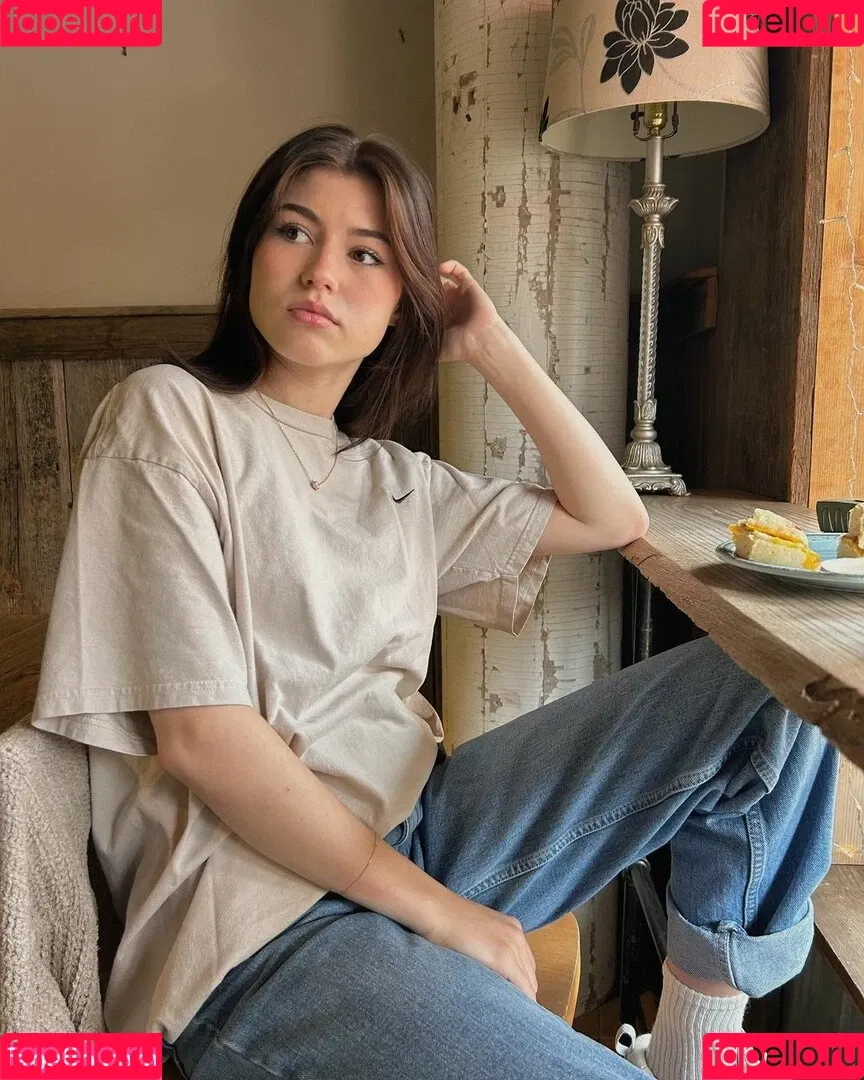 Ava Rose Beaune Onlyfans Photo Gallery 