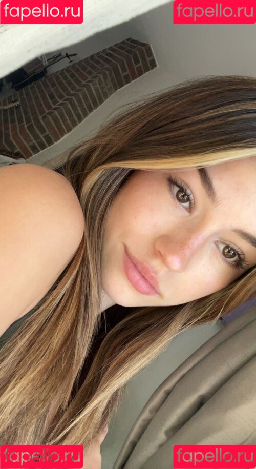 Ava Rose Beaune Onlyfans Photo Gallery 