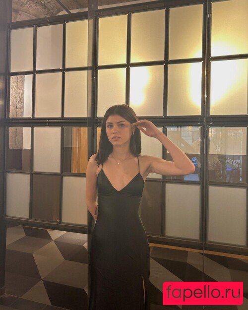 Ava Rose Beaune Onlyfans Photo Gallery 