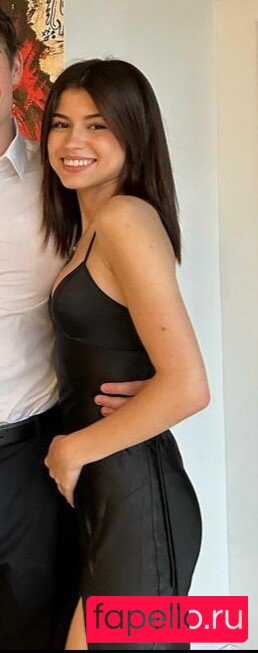 Ava Rose Beaune Onlyfans Photo Gallery 