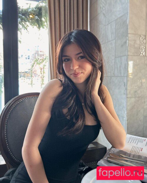 Ava Rose Beaune Onlyfans Photo Gallery 