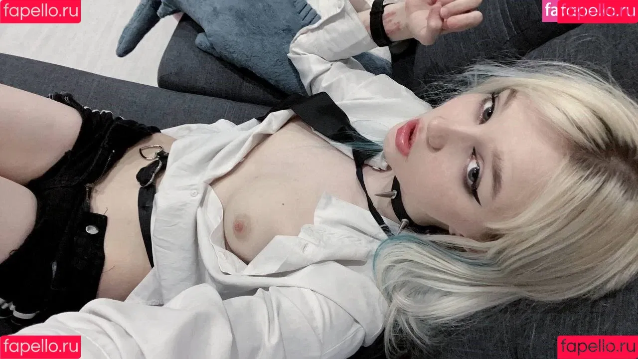 pipsyo Onlyfans Photo Gallery 