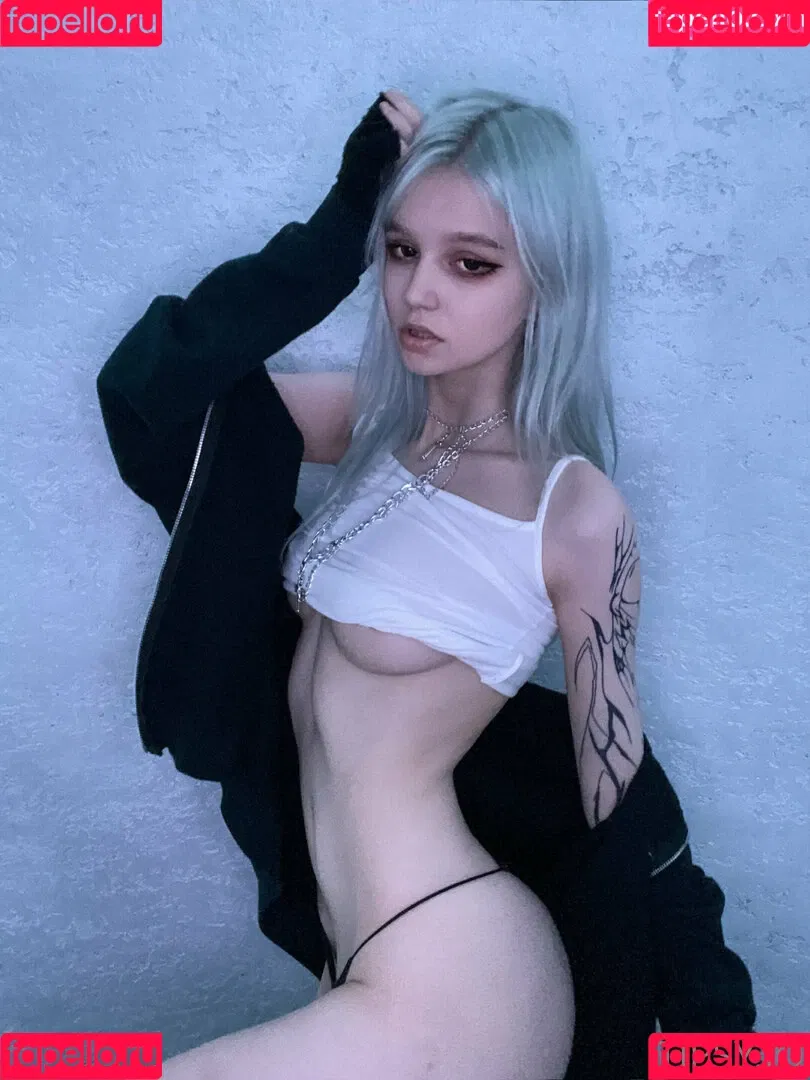 pipsyo Onlyfans Photo Gallery 
