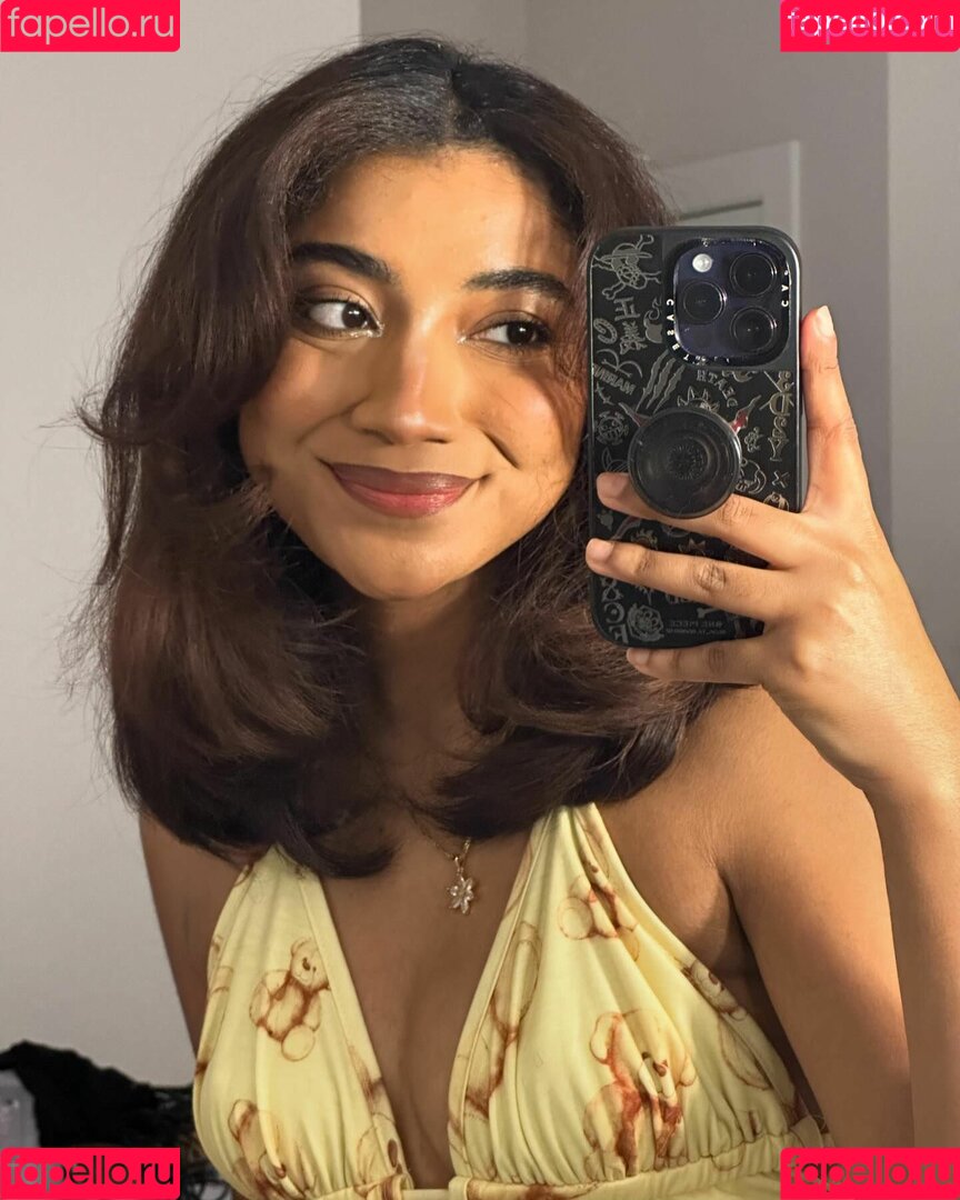 krystalogy Onlyfans Photo Gallery 