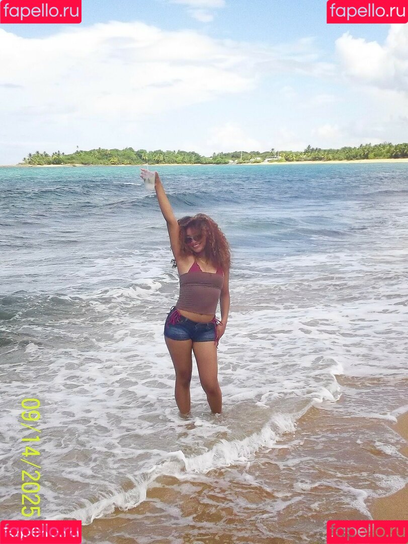 krystalogy Onlyfans Photo Gallery 