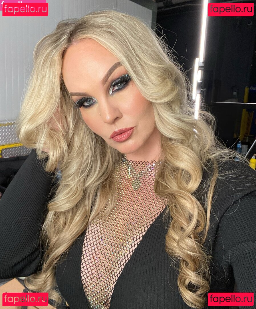 Shayna Wayne Nude Onlyfans Photo 3