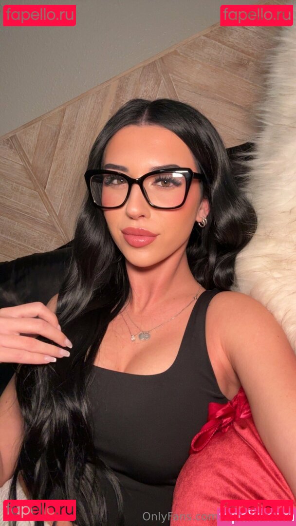 Chloe Cavalli Nude Onlyfans Photo 8