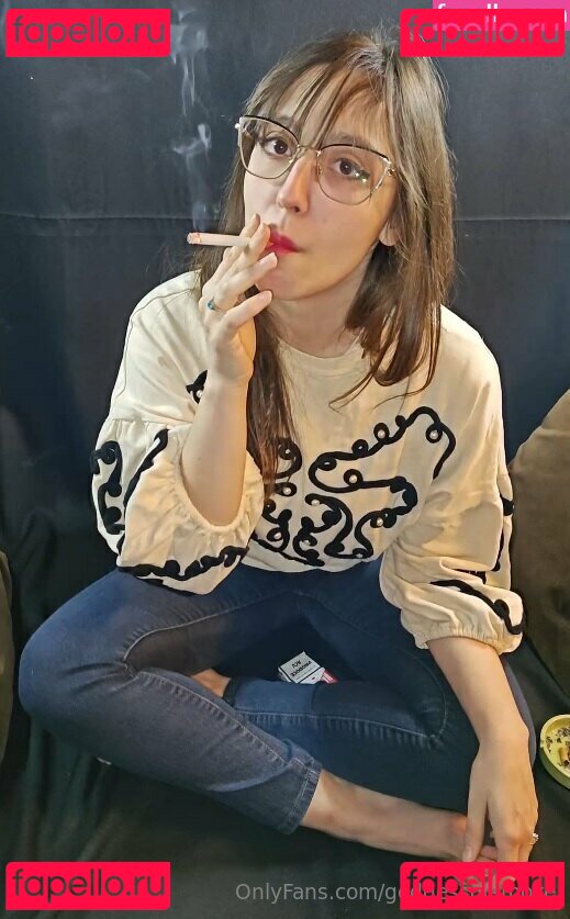 goddessofsmoke Nude Onlyfans Photo 22
