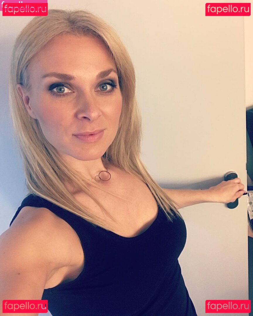 Britta Hofmann Nude Onlyfans Photo 45