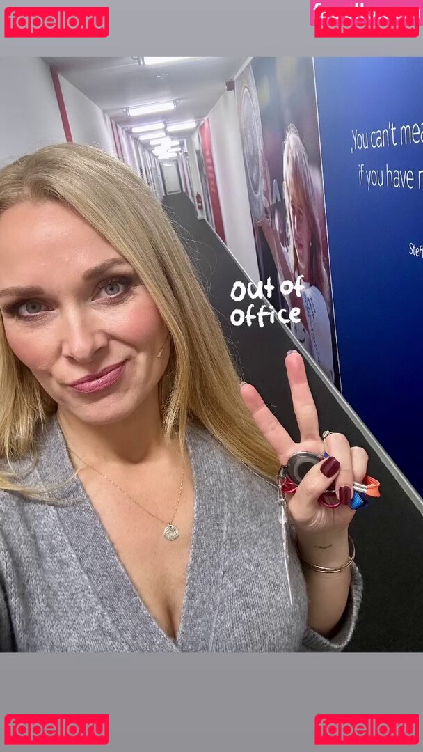 Britta Hofmann Nude Onlyfans Photo 32