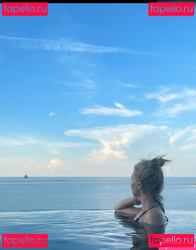 Britta Hofmann Nude Onlyfans Photo 8