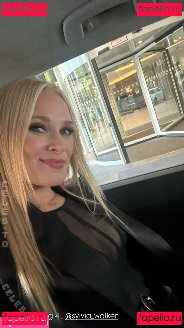 Britta Hofmann Nude Onlyfans Photo 6