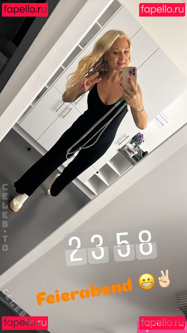 Britta Hofmann Nude Onlyfans Photo 3