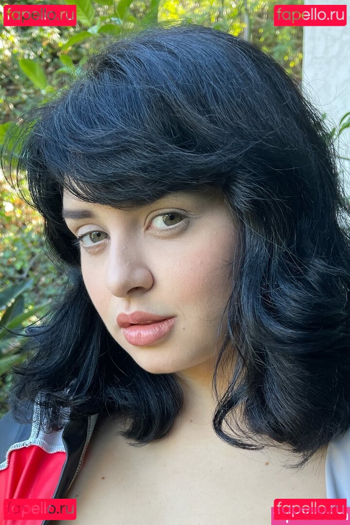 Leda Lotharia Nude Onlyfans Photo 34
