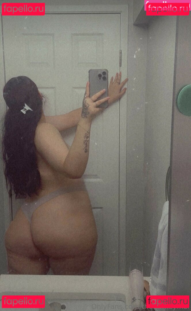 TheLowkeyMel Nude Onlyfans Photo 41