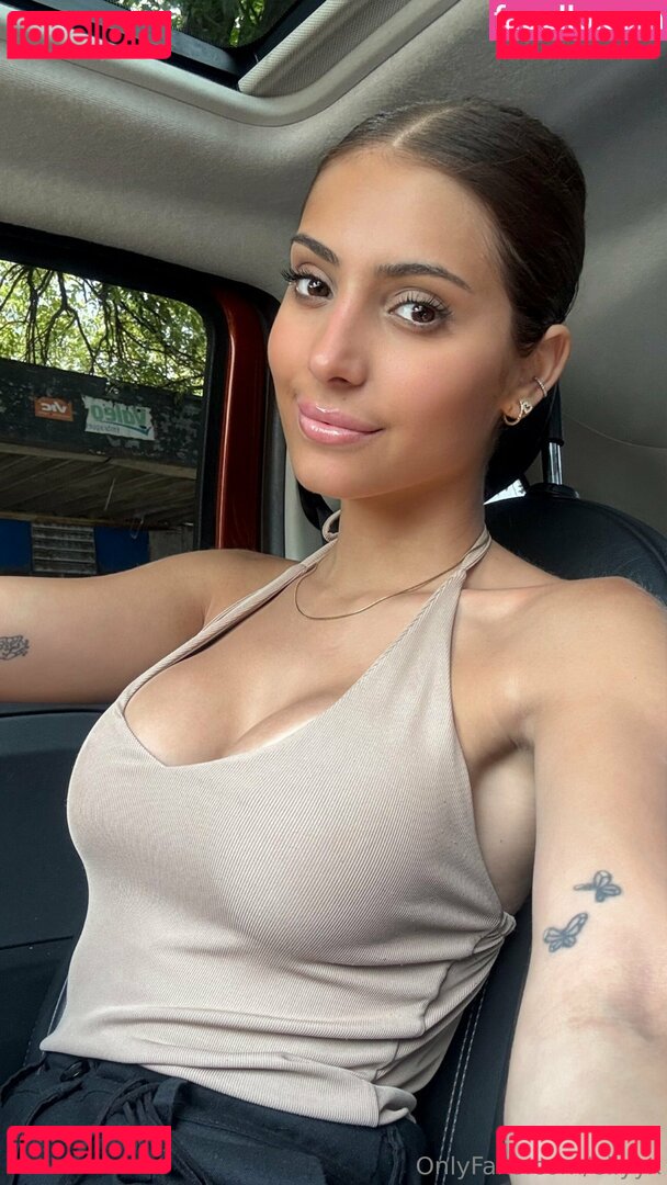 ellyyx Nude Onlyfans Photo 17
