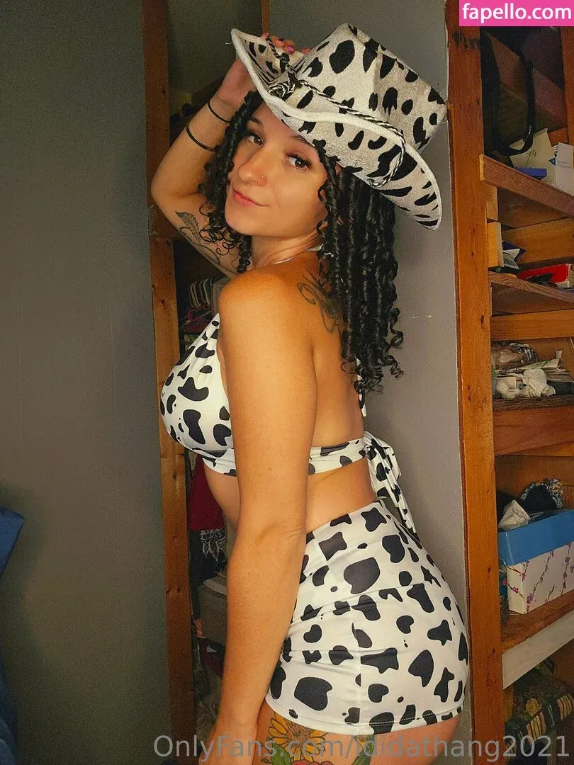 ididathang2021 Onlyfans Photo Gallery 