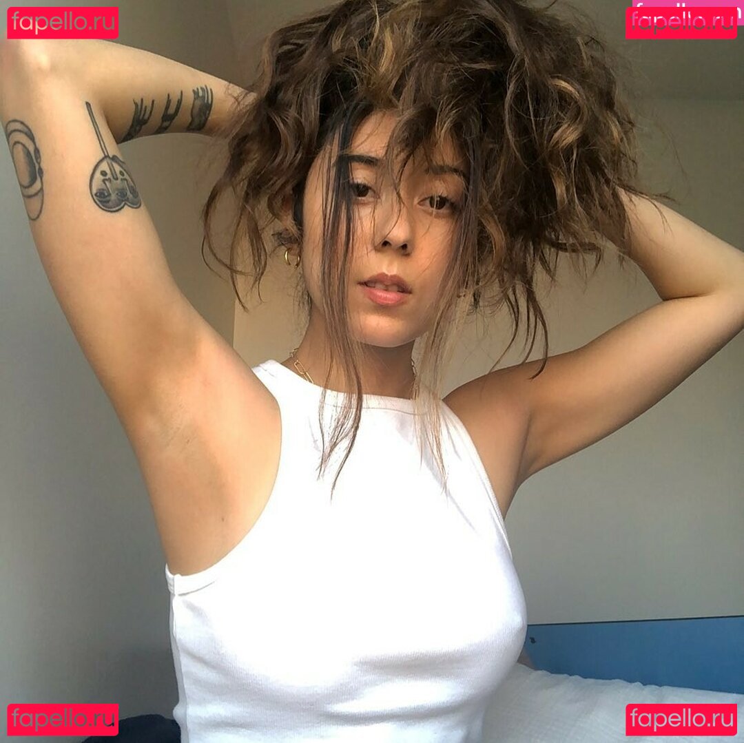 Daniela Andrade Nude Onlyfans Photo 7