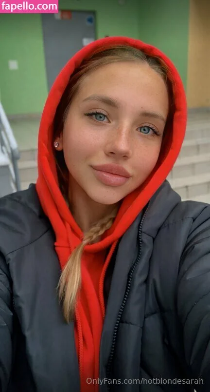 hotblondesarah Onlyfans Photo Gallery 