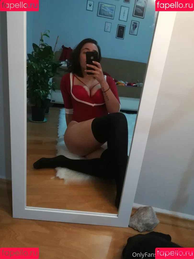 Kanchhi Onlyfans Photo Gallery 