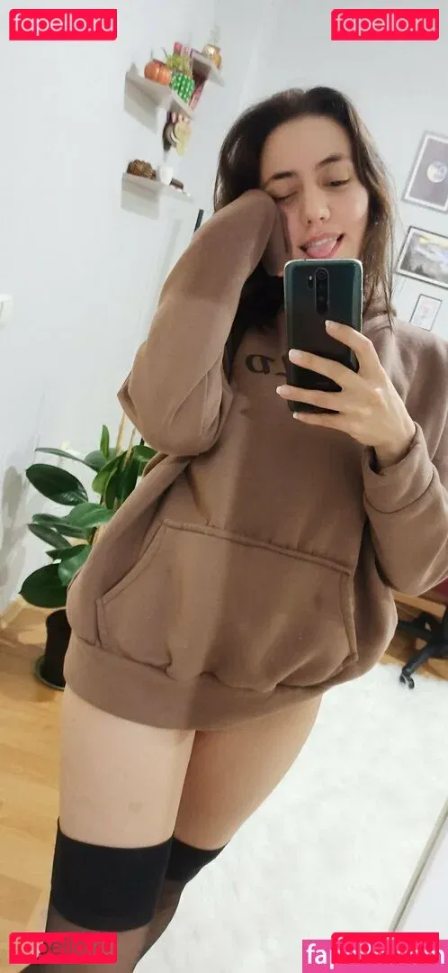 Kanchhi Onlyfans Photo Gallery 