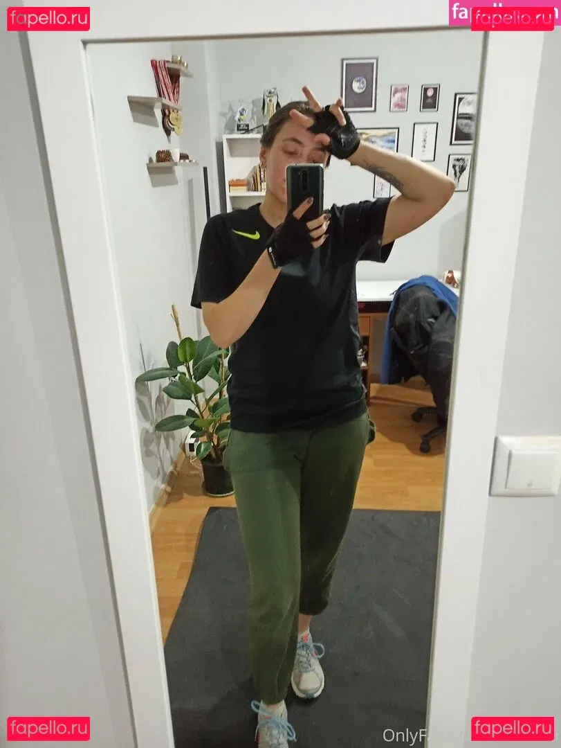 Kanchhi Onlyfans Photo Gallery 