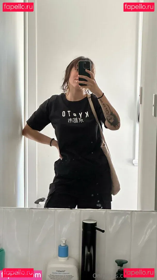 Kanchhi Onlyfans Photo Gallery 