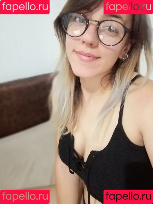 Kanchhi Onlyfans Photo Gallery 