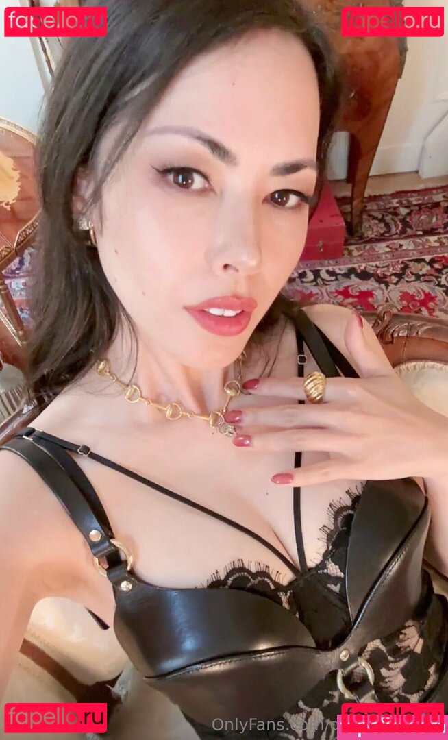 dominatrixiris Nude Onlyfans Photo 32