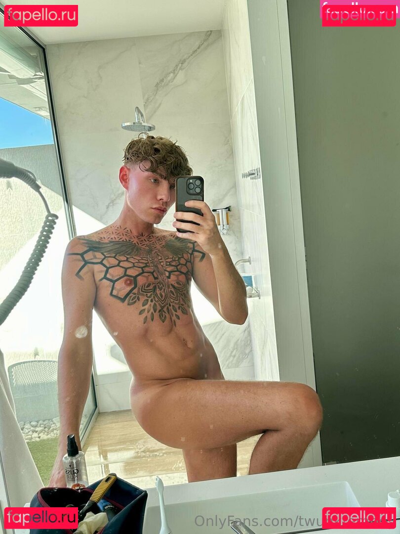 twunkfemboy Nude Onlyfans Photo 35