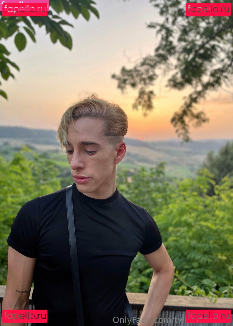 twunkfemboy Nude Onlyfans Photo 7