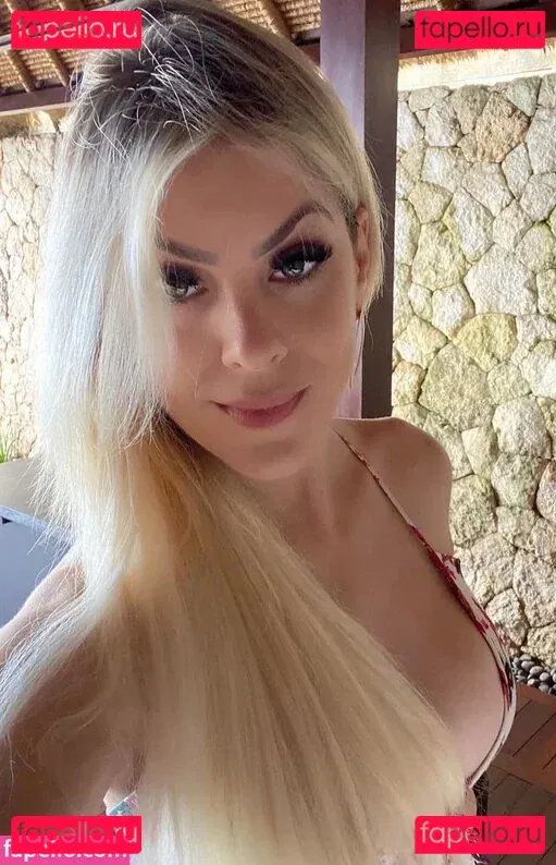 Renata Fan Onlyfans Photo Gallery 