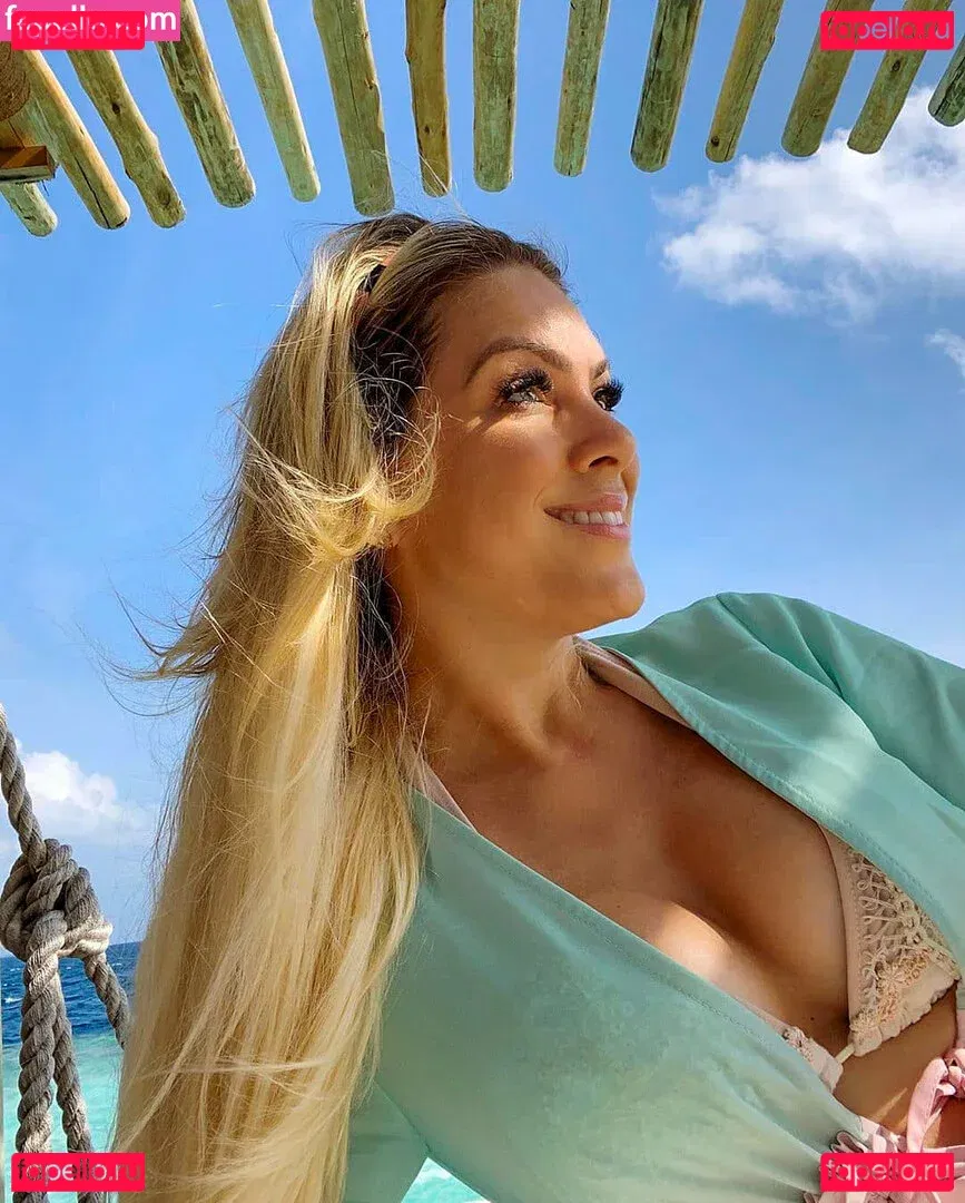 Renata Fan Onlyfans Photo Gallery 